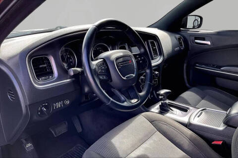 2016 Dodge Charger SE