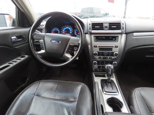 2011 Ford Fusion for sale at Modern Automotive Group LLC in Lafayette, TN