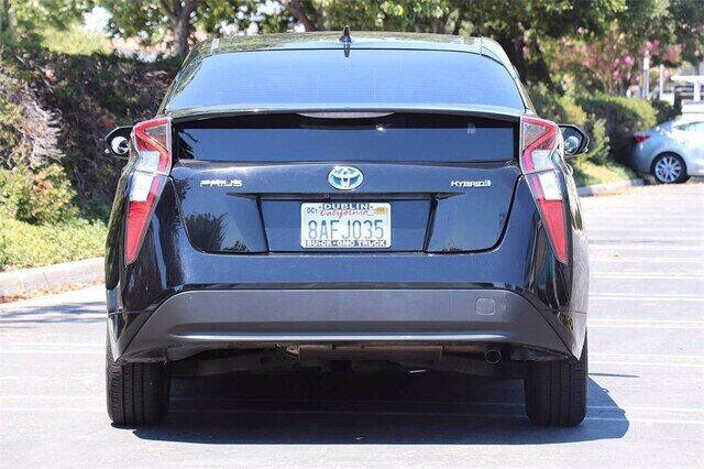 2017 Toyota Prius One