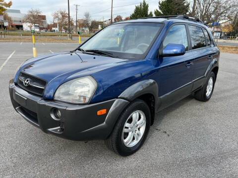 2008 Hyundai Tucson for sale at Royal Motors in Hyattsville MD