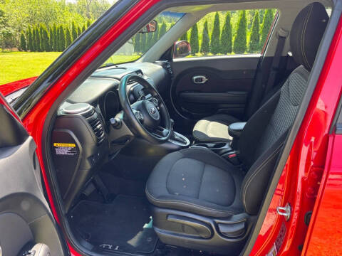 2015 Kia Soul +