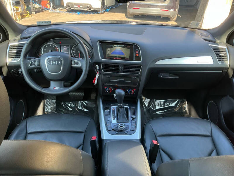 2011 Audi Q5 3.2 quattro Premium Plus