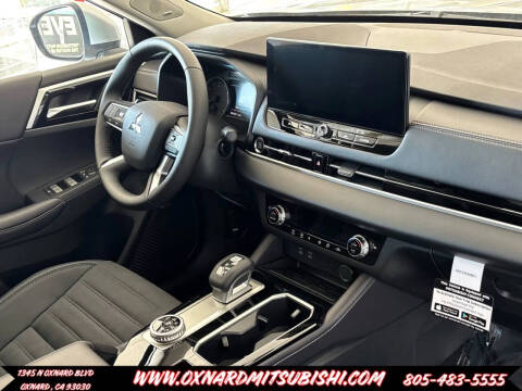 2025 Mitsubishi Outlander SE