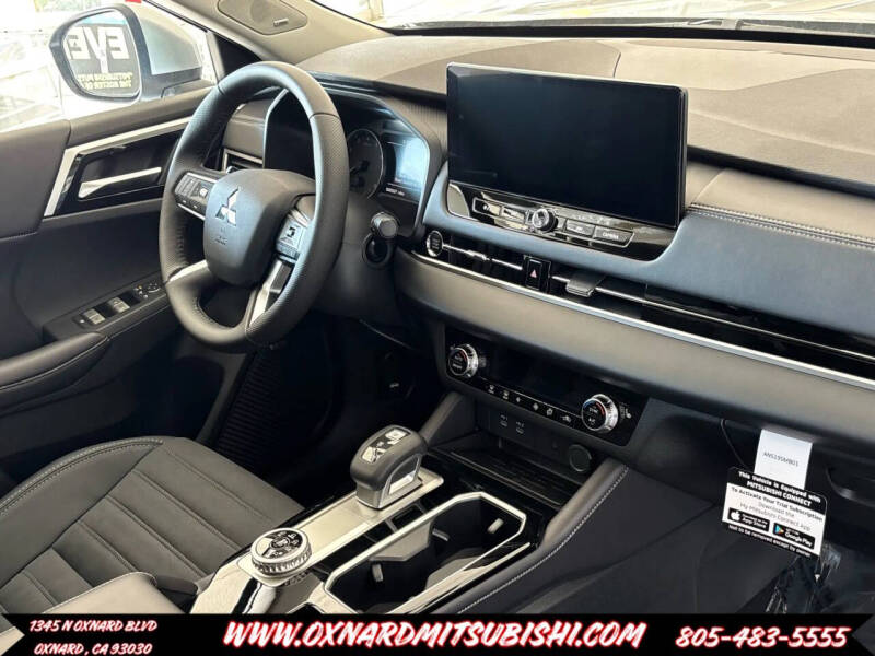 2025 Mitsubishi Outlander SE