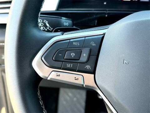 2025 Volkswagen Atlas Cross Sport SE