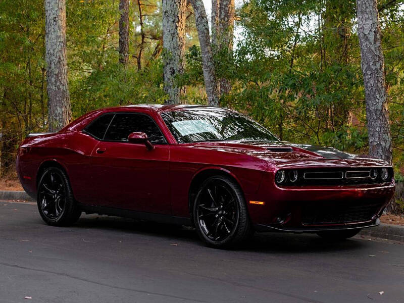 2018 Dodge Challenger SXT Plus