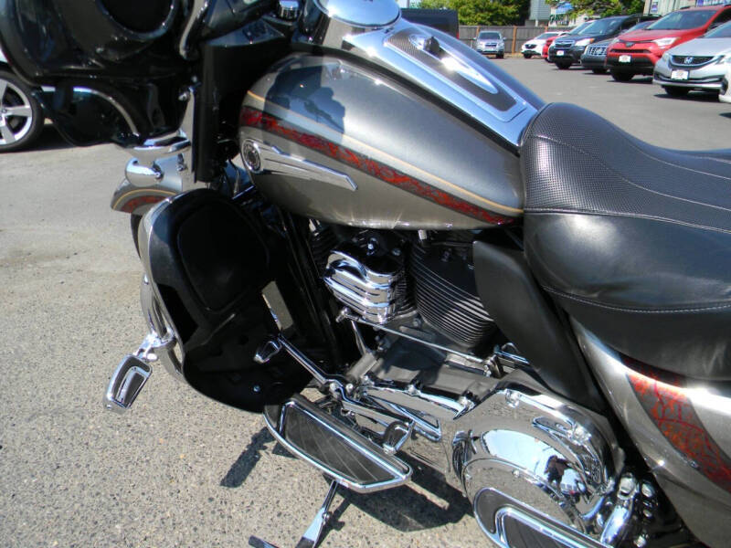 2016 Harley-Davidson CVO Ultra Limited