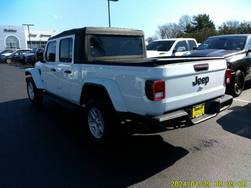 Used 2022 Jeep Gladiator Sport S with VIN 1C6HJTAG1NL178607 for sale in Hazlet, NJ