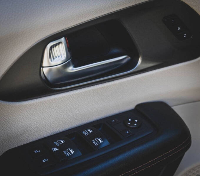 2020 Chrysler Pacifica Touring L Plus