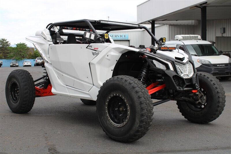 2017 Can-Am Maverick