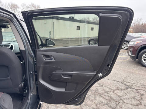 2019 Chevrolet Sonic LT Manual