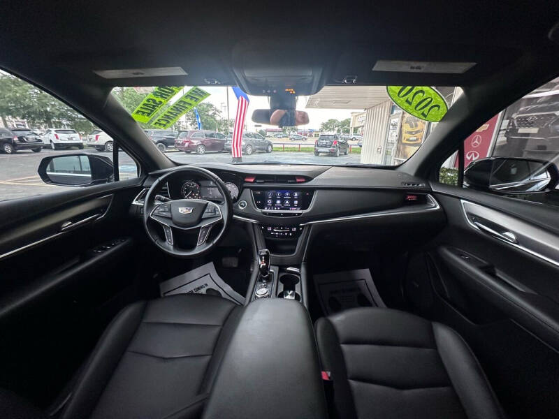 2020 Cadillac XT5 Luxury