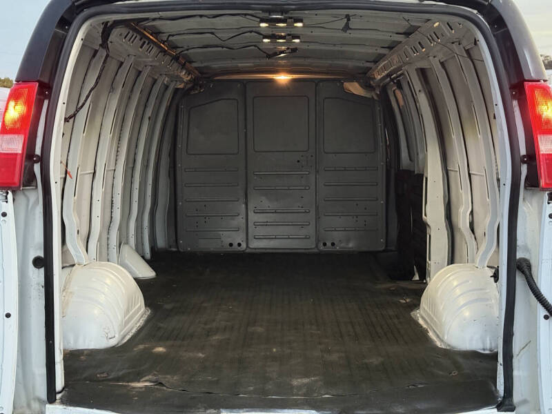 2019 Chevrolet Express 2500