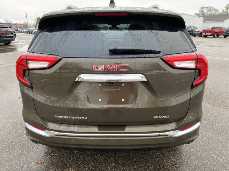 2024 GMC Terrain Denali