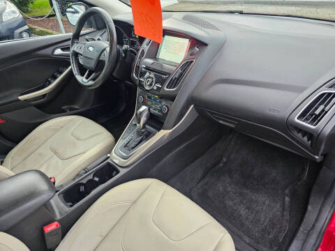 2017 Ford Focus Titanium