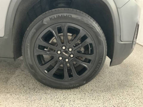 2022 GMC Acadia SLE