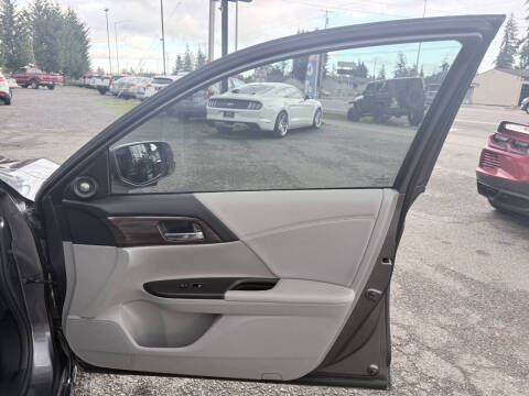 2017 Honda Accord EX-L w/Navi w/Honda Sensing