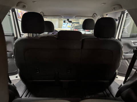 2019 Nissan Pathfinder S