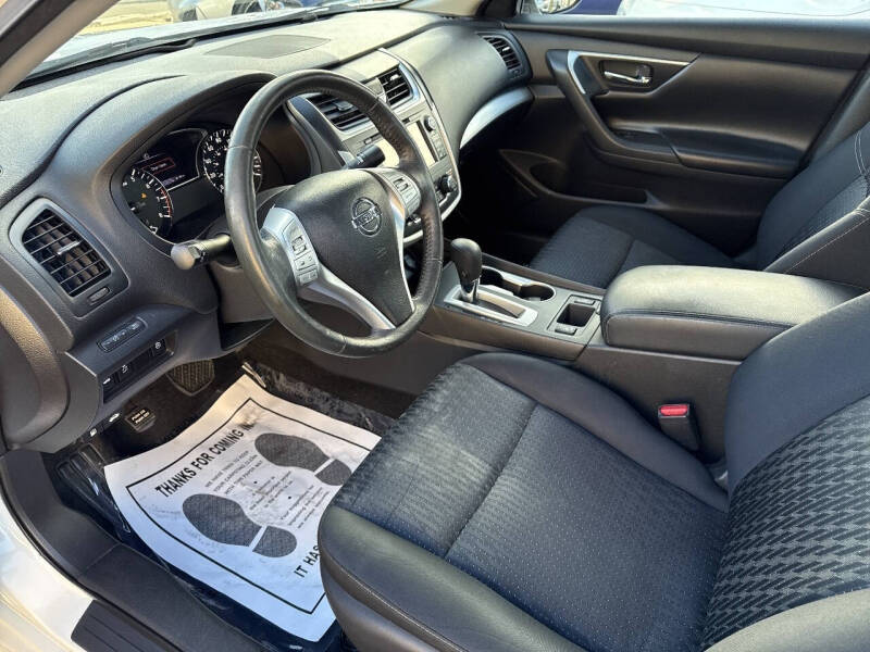 2017 Nissan Altima 2.5 SV