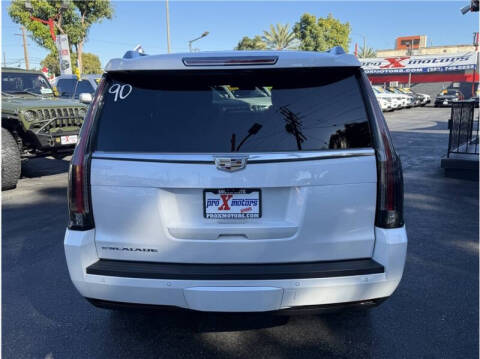 2019 Cadillac Escalade Platinum