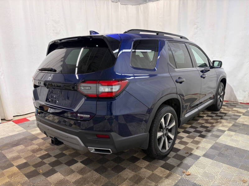 2024 Honda Pilot Touring