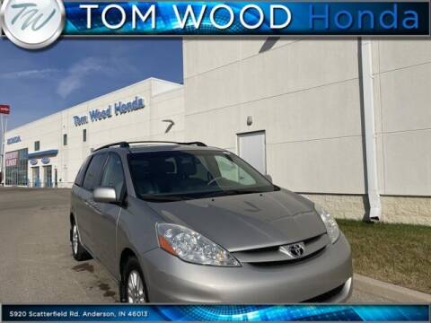2008 Toyota Sienna for sale at Tom Wood Honda in Anderson IN