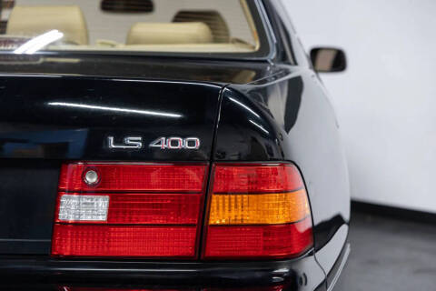 1999 Lexus LS 400