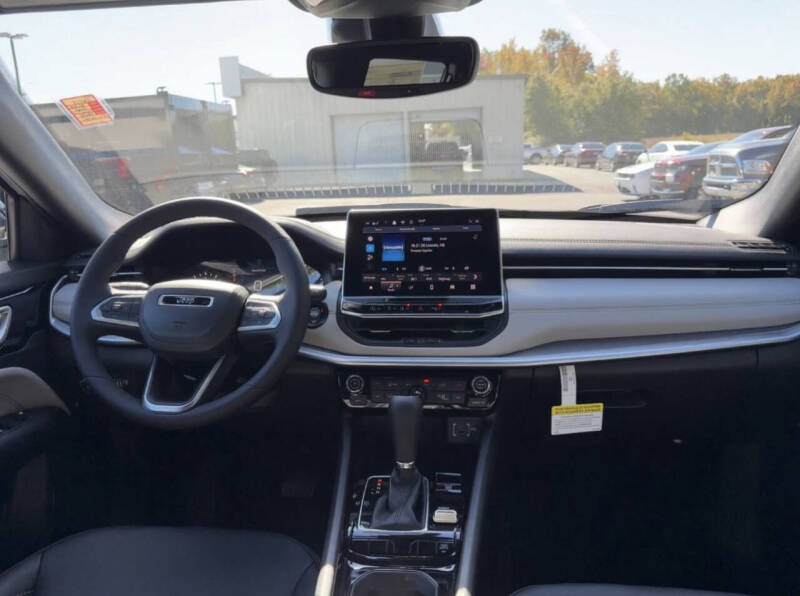 2026 Jeep Compass Limited Altitude