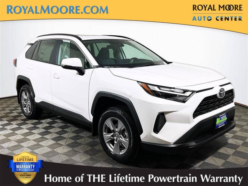 2025 Toyota RAV4 XLE's photo