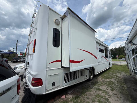 2005 Freightliner XCS Chassis