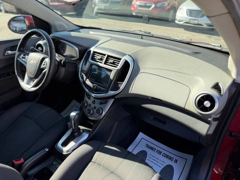 2019 Chevrolet Sonic LT Auto