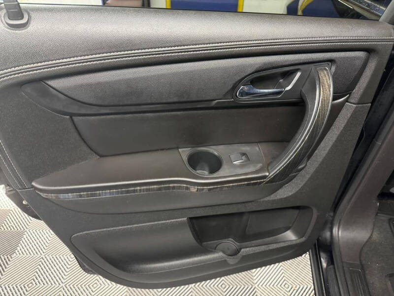 2016 GMC Acadia SLT-1