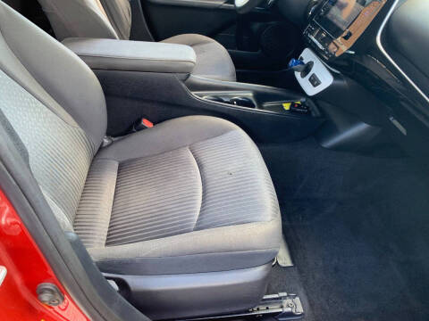 2017 Toyota Prius Two