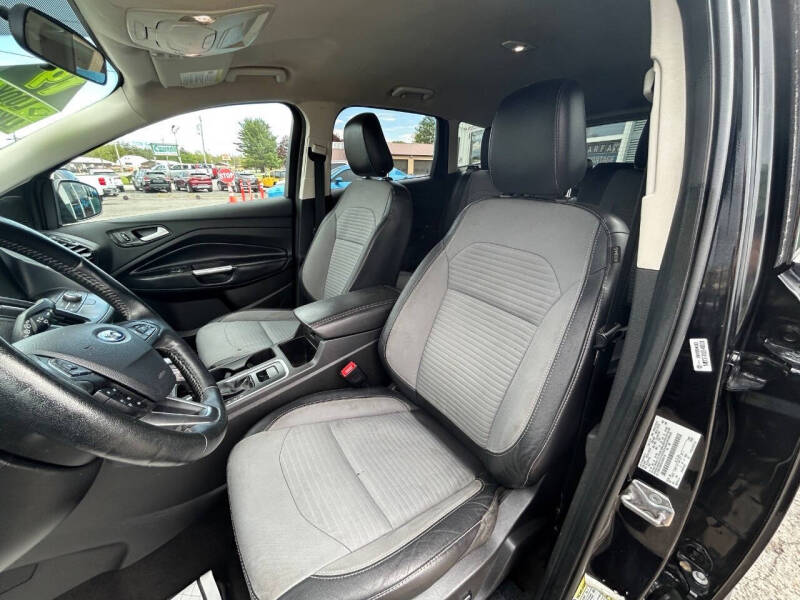 2019 Ford Escape SE