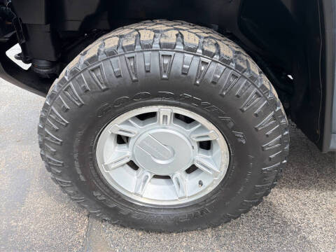 2005 HUMMER H2