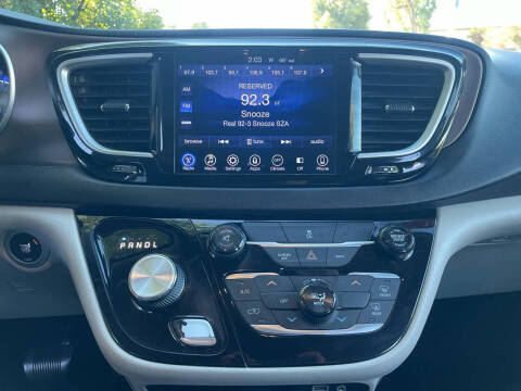 2017 Chrysler Pacifica Touring