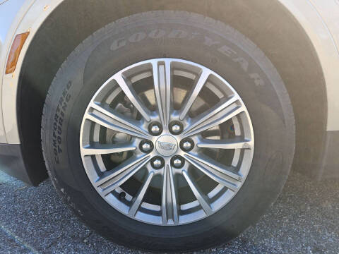 2017 Cadillac XT5 Luxury