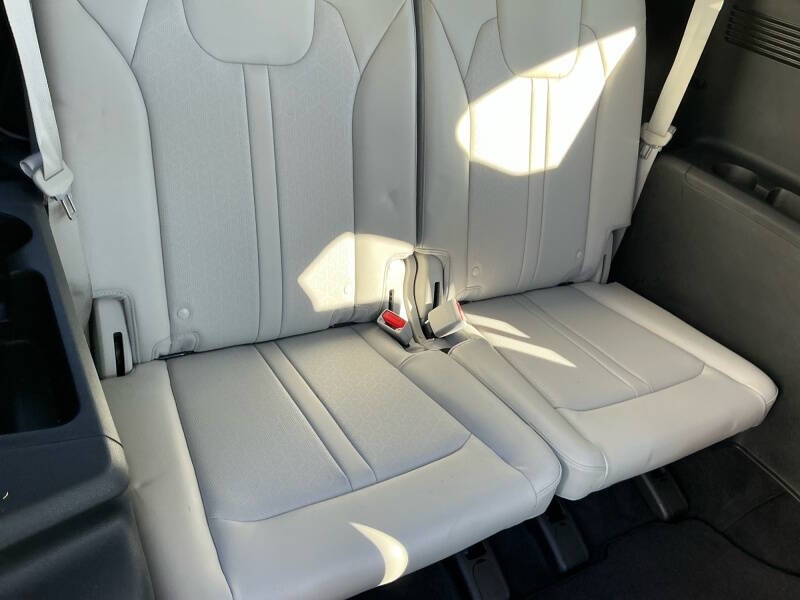 2022 Kia Sorento X-Line EX