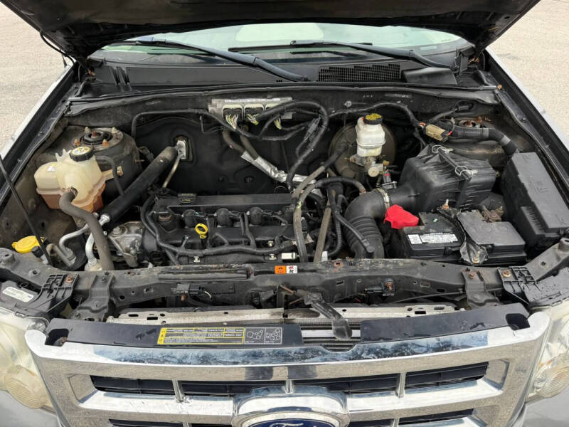 2010 Ford Escape XLS