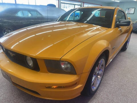 2007 Ford Mustang for sale at PETE'S AUTO SALES LLC - Middletown in Middletown OH