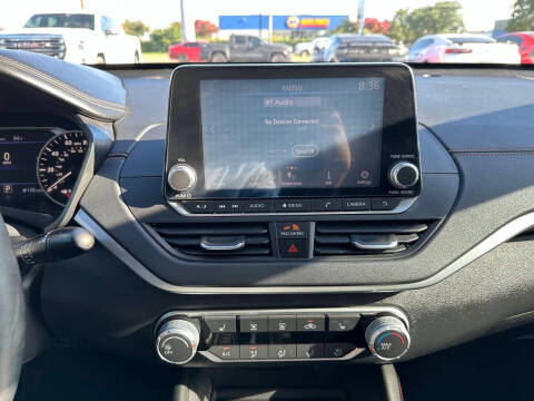 2020 Nissan Altima 2.5 SR