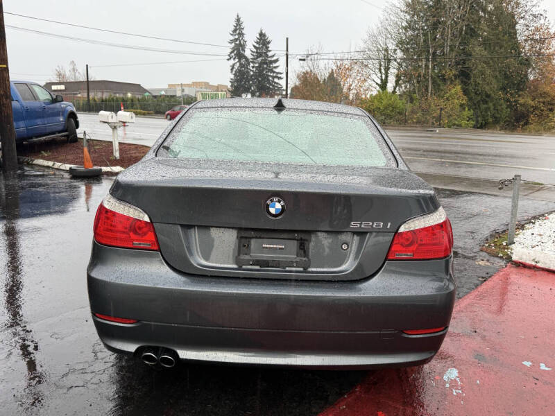 2008 BMW 5 Series 528i