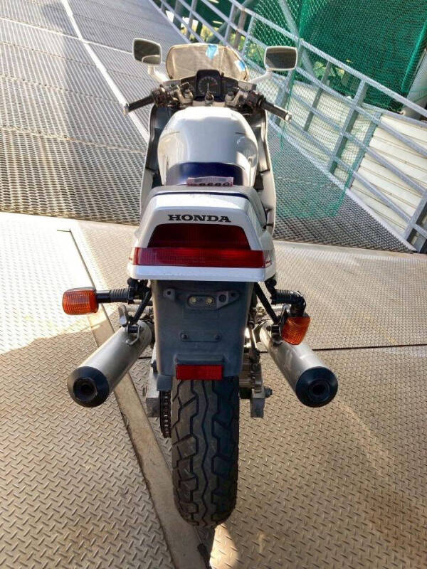 1986 Honda VFR750F