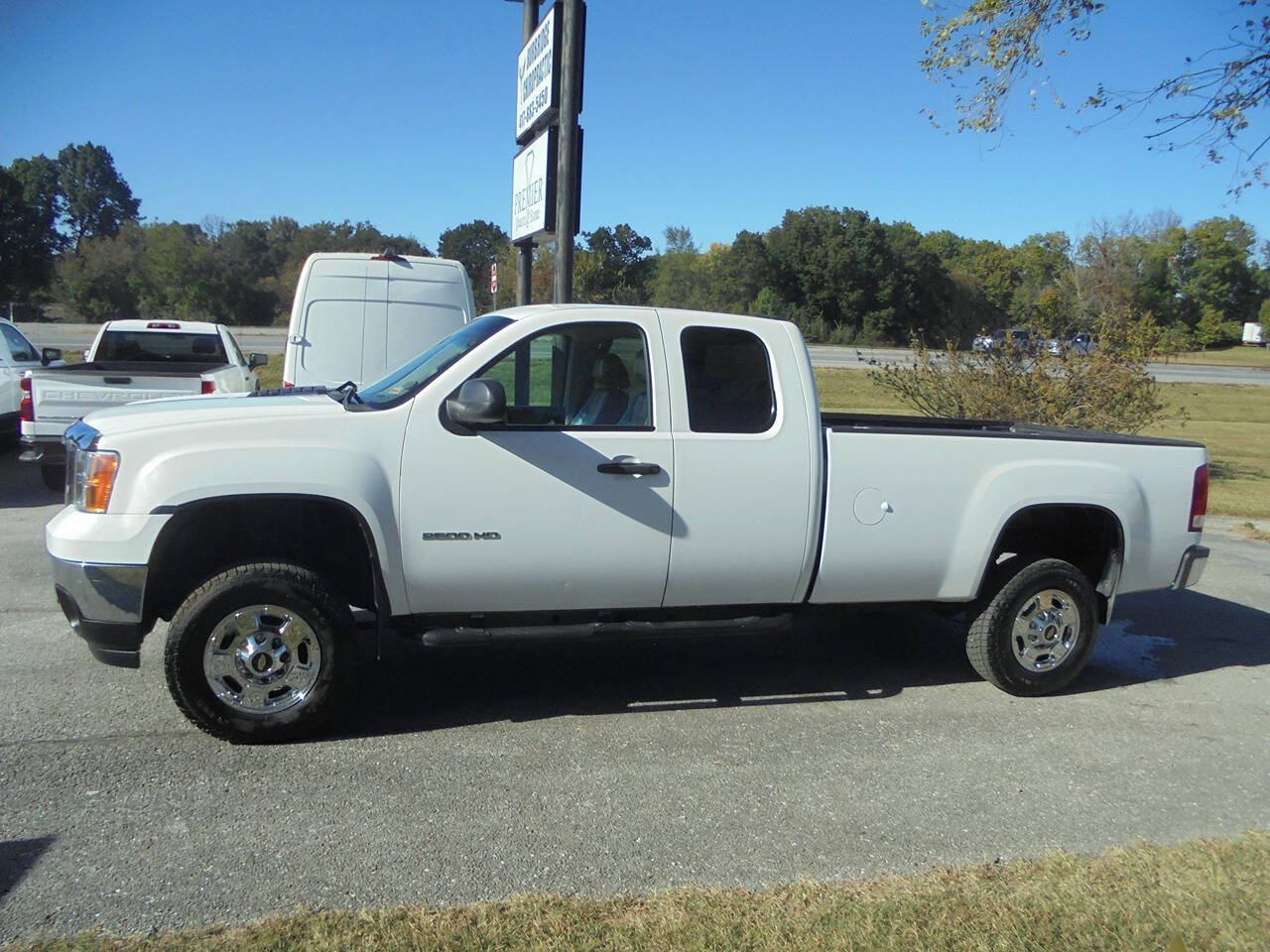 2011 GMC Sierra 2500HD for sale at DYNAMIC CARS & TRUCKS in Republic, MO