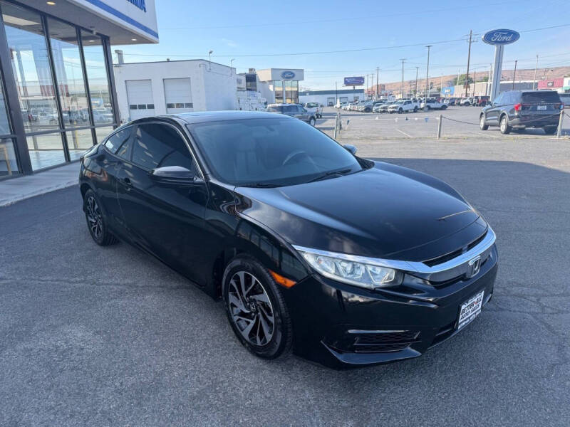 2017 Honda Civic LX-P