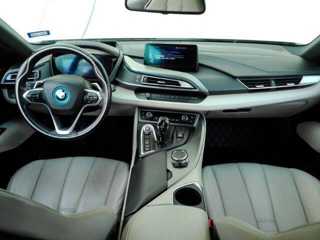 2015 BMW i8