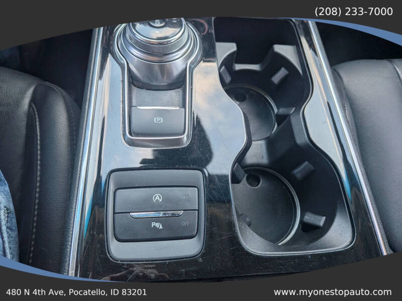 2020 Ford Edge Titanium