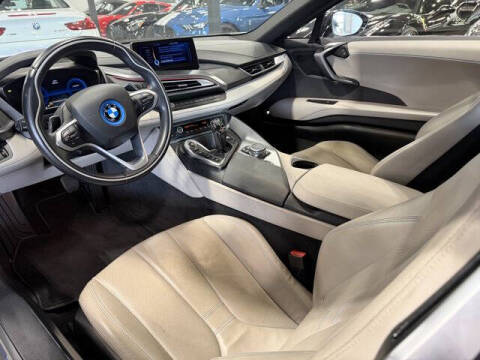 2015 BMW i8