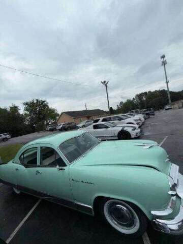 1953 Kaiser Manhattan