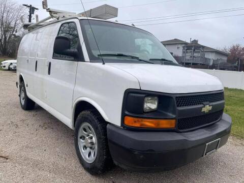 2011 Chevrolet Express for sale at Carcraft Advanced Inc. in Orland Park IL